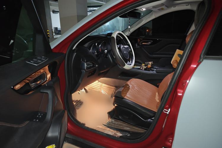 Used Jaguar F-PACE 2016 2.0T Two-Wheel-Drive R-Sport Sport Edition