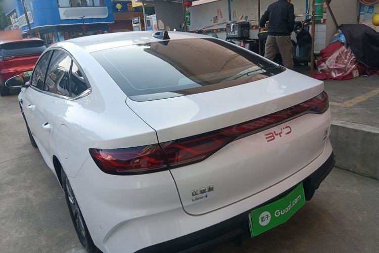 Used BYD Qin L 2025 DM-i Smart Drive 80KM Leading Model