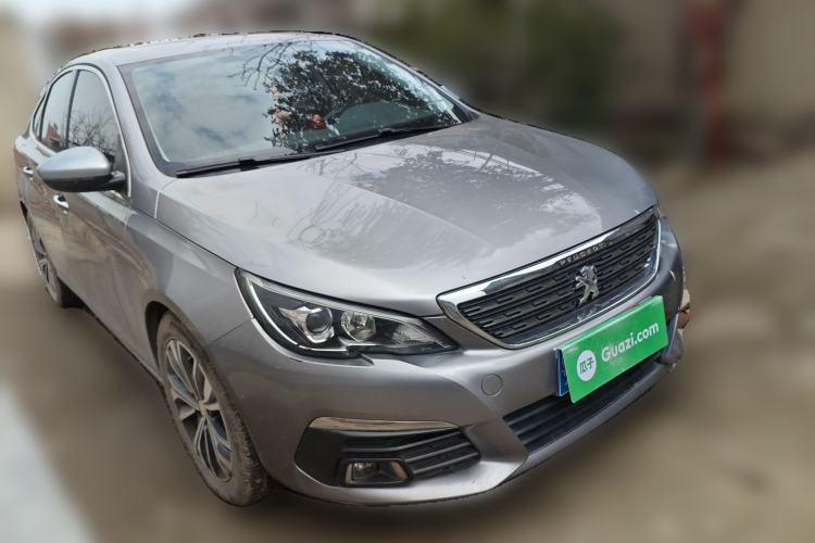 Used Peugeot 308 2016 1.6L Automatic Luxury Edition Front Right 45 Deg