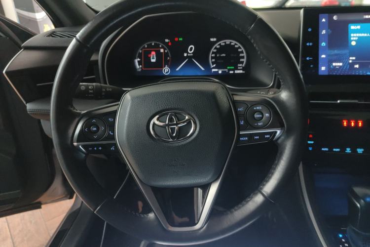 Used Toyota Avalon 2022 2.0L XLE Premium Edition
