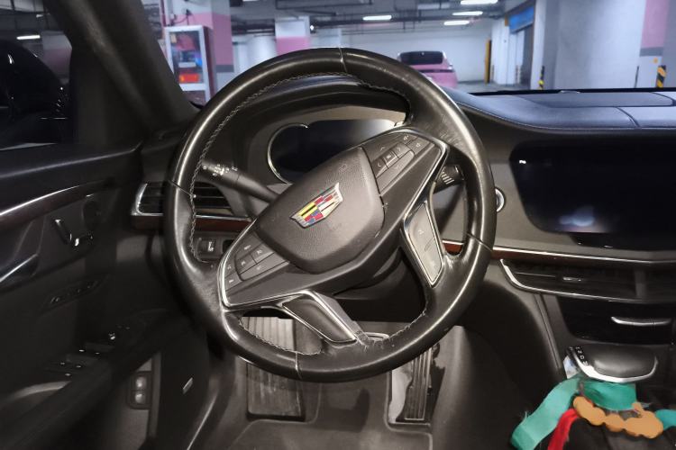Used Cadillac CT6 PLUG-IN 2017 30E Elite Version Steering Wheel