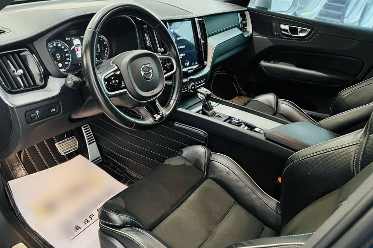 Used Volvo XC60 2018 T5 4x4 Zhiya Sport Edition