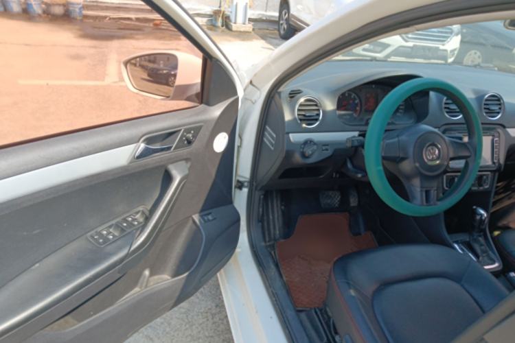 Used Volkswagen Jetta 2015 1.6L Automatic Comfort Model
