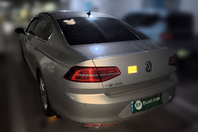 Used Volkswagen Magotan 2019 330TSI DSG Luxury Model China V Standard Rear Left 45 Deg