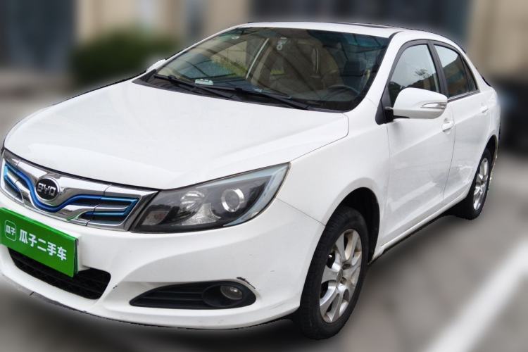 Used BYD e5 2016 300 Luxury Edition