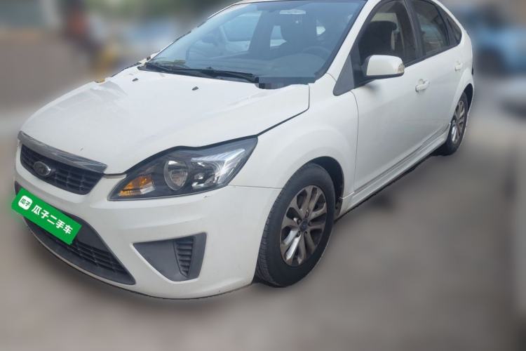 Used Ford Focus 2012 Hatchback Classic 1.8L Automatic Fashion Edition Guazi used car, China used car export, Used car for sale, Used cars, Cheapest cars for sale