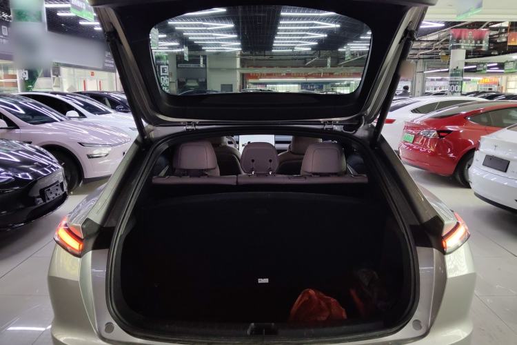 Used ONVO L60 2024 60 kWh Rear-Drive Version
