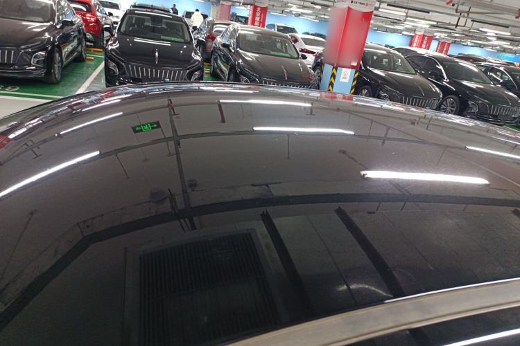 Used Hongqi E-QM5 2022 431 km Charge & Enjoy Edition
