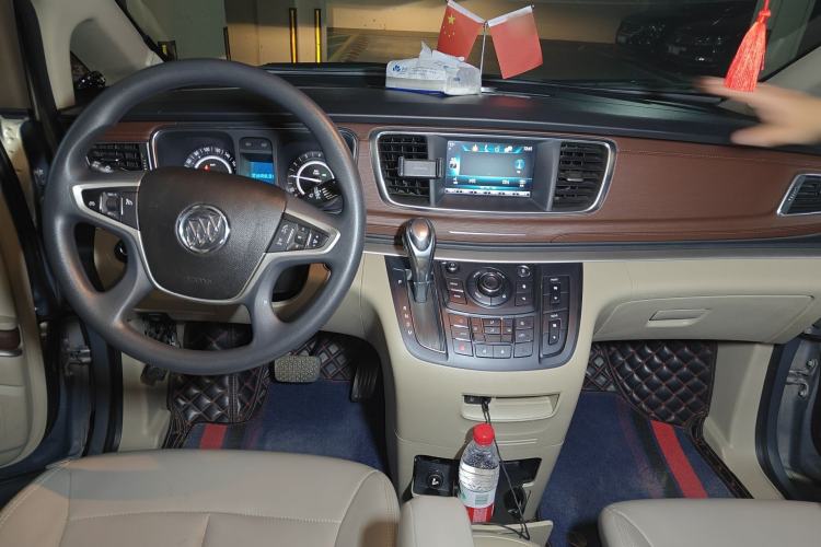 Used Buick GL8 2018 28T Comfort Model China VI Standard