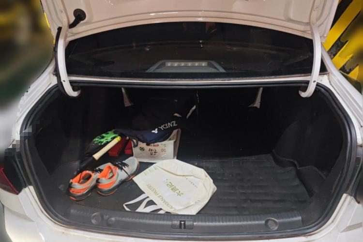 Used Volkswagen Lavida 2017 1.6L Automatic Comfort Edition
