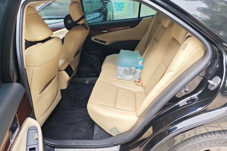 Used Toyota Crown 2015 2.0T Fashion Edition