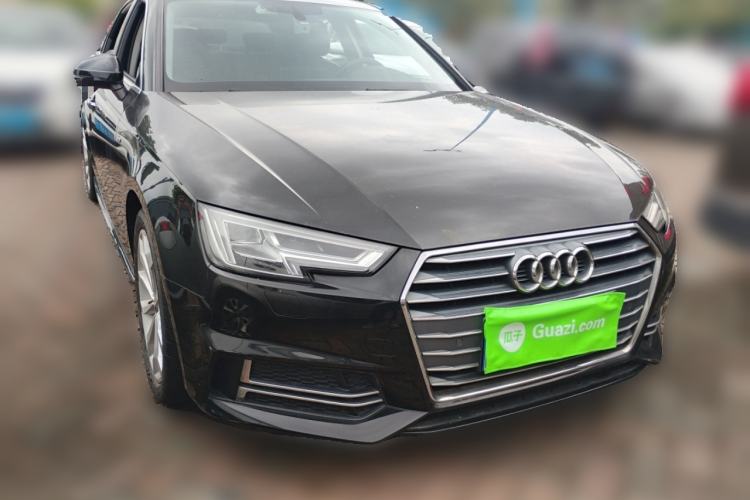 Used Audi A4L 2018 30th Anniversary Edition 40 TFSI Fashion Model Front Right 45 Deg