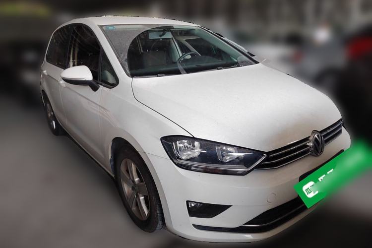 Used Volkswagen Golf Sportsvan 2016 1.6L Automatic Comfort Model Front Right 45 Deg