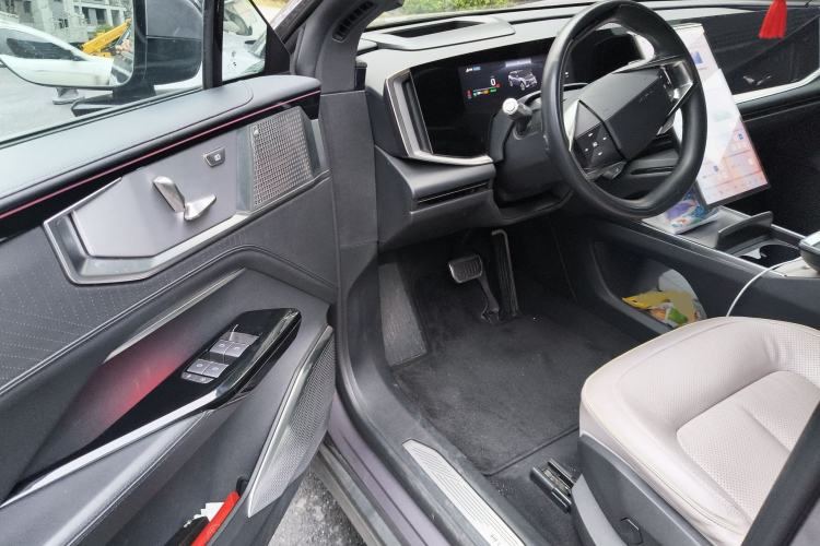 Used HiPhi Y 2023 560 km Pioneer Edition