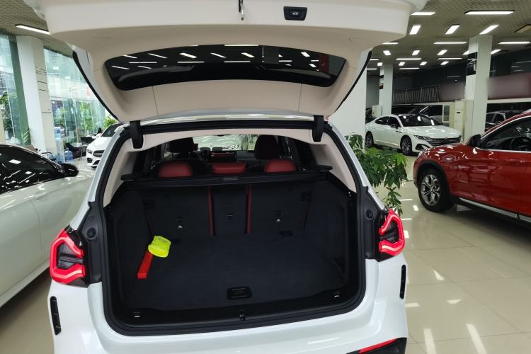 Used BMW X3 2022 Restyled xDrive25i M Sport Package Trunk