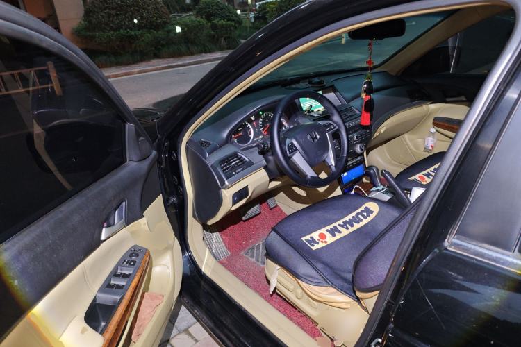 Used Honda Accord 2012 2.0L SE