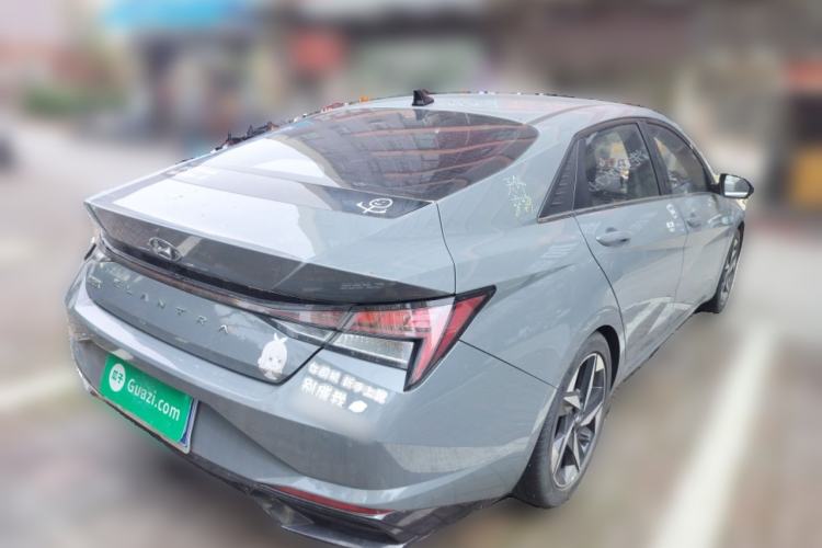 Used Hyundai Elantra 2021 1.5L CVT LUX Prestige Edition Rear Right 45 Deg