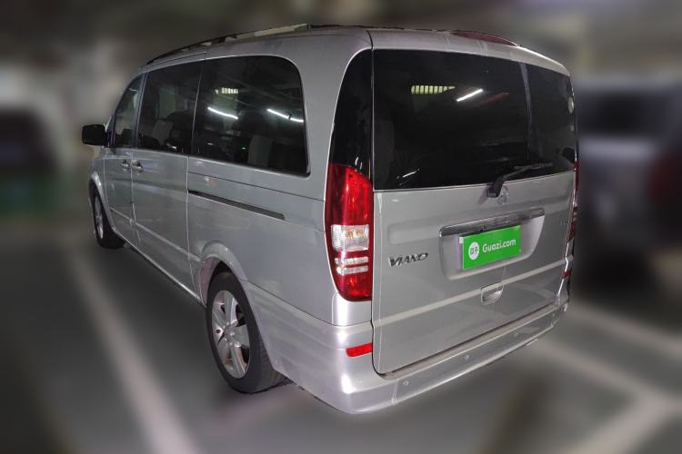 Used Mercedes-Benz Viano 2010 2.5L Prestige Edition