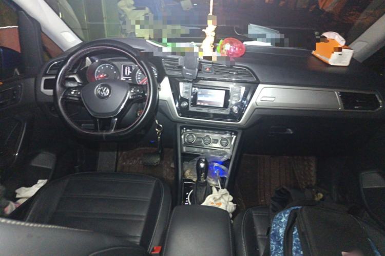 Used Volkswagen Touran 2018 Volkswagen Touran L 280TSI DSG Comfort Edition 7 Seats China V Emission Standard Center Console