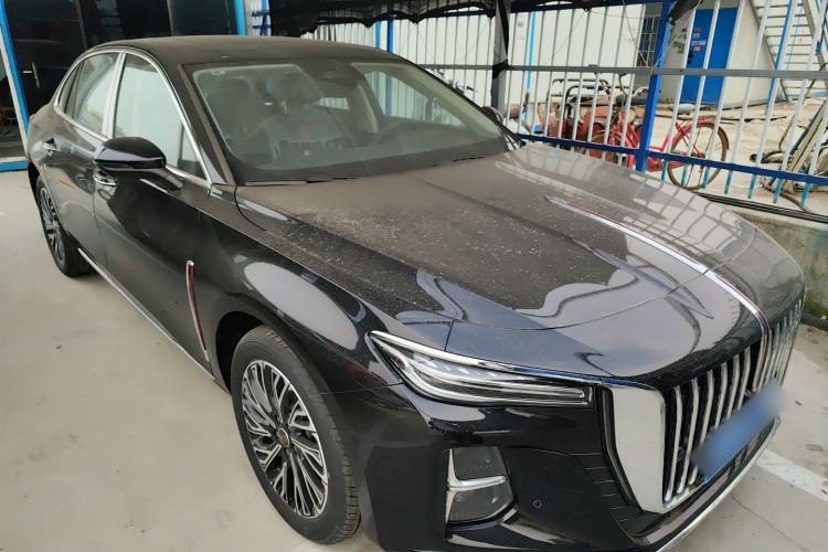 Used Hongqi H5 2025 2.0T Automatic Flag Edition – 500 000 Units Commemorative Version
