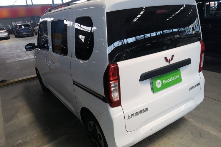 Used Wuling Zhiguang New Energy 2025 Comfort Model Exterior 2