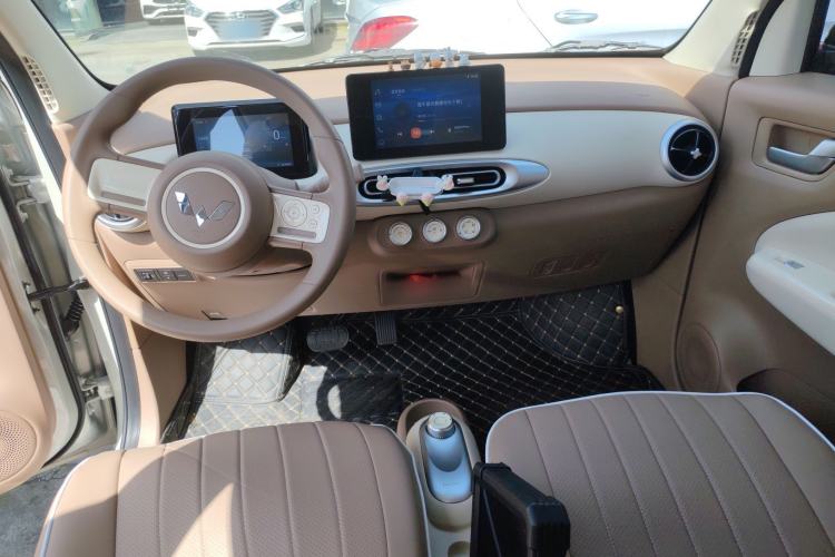 Used Wuling Hongguang MINIEV 2025 Four-Door Version Zhenxiang+ Edition
