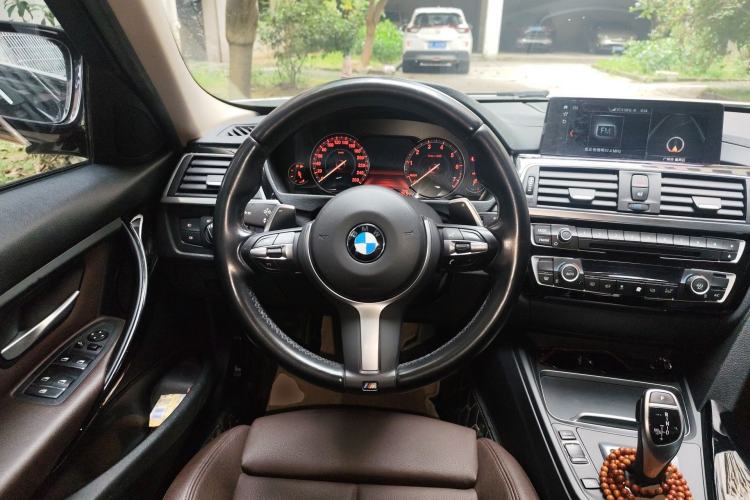 Used BMW 3 Series 2018 320Li Leading Model M Sport Package Steering Wheel