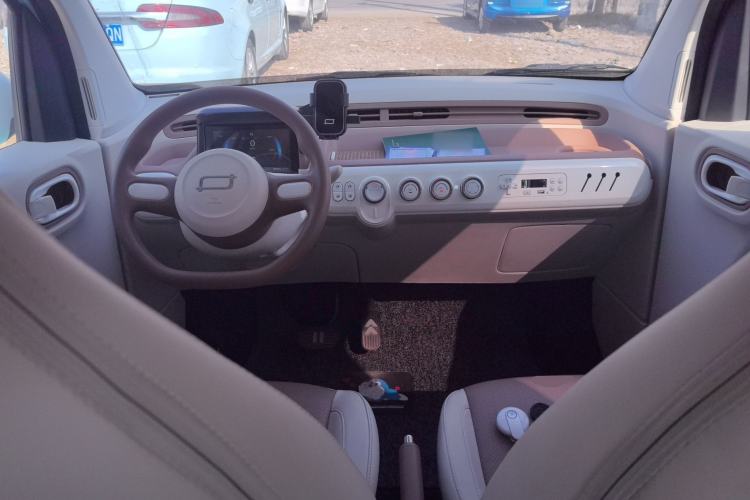 Used Bestune Pony 2026 222km Colorful Horse