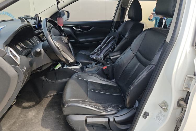 Used Nissan Qashqai 2016 2.0L CVT Deluxe Edition
