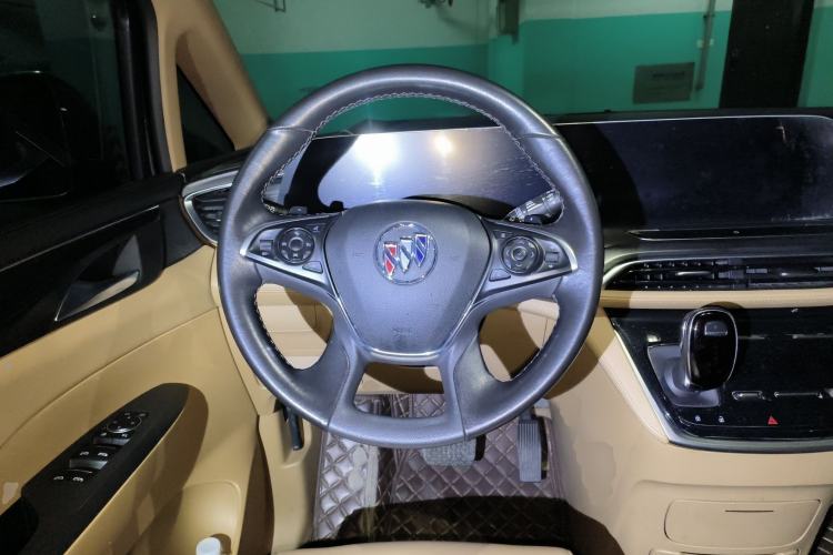 Used Buick GL8 2021 ES Land Cruiser 653T Luxury Edition
