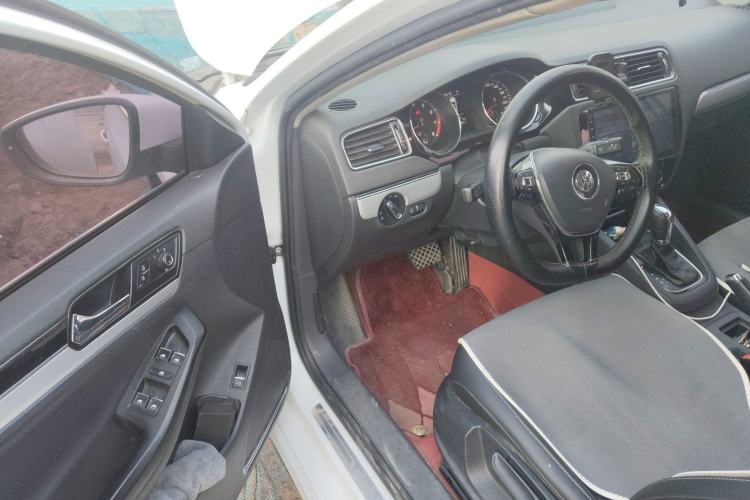 Used Volkswagen Sagitar 2018 280TSI DSG Comfort Model Driver Seat