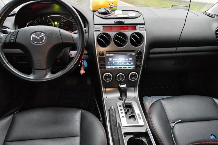 Used Mazda 6 2013 2.0L Automatic Fashion Edition Center Console