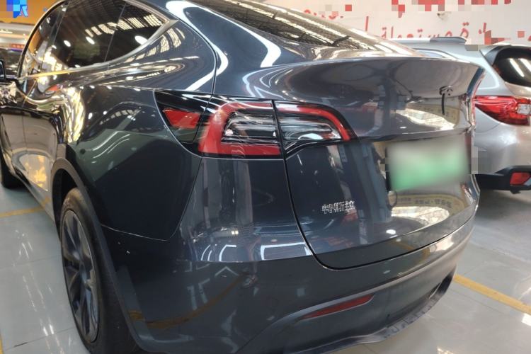 Used Tesla Model Y 2024 Rear-Wheel-Drive Version Exterior 2