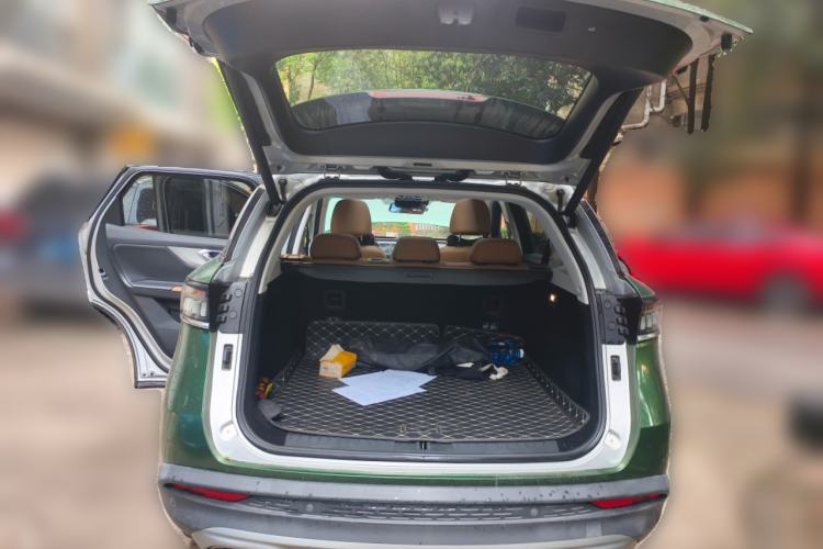 Used BAIC Beijing X7 2020 1.5TD DCT Leading Edition Trunk