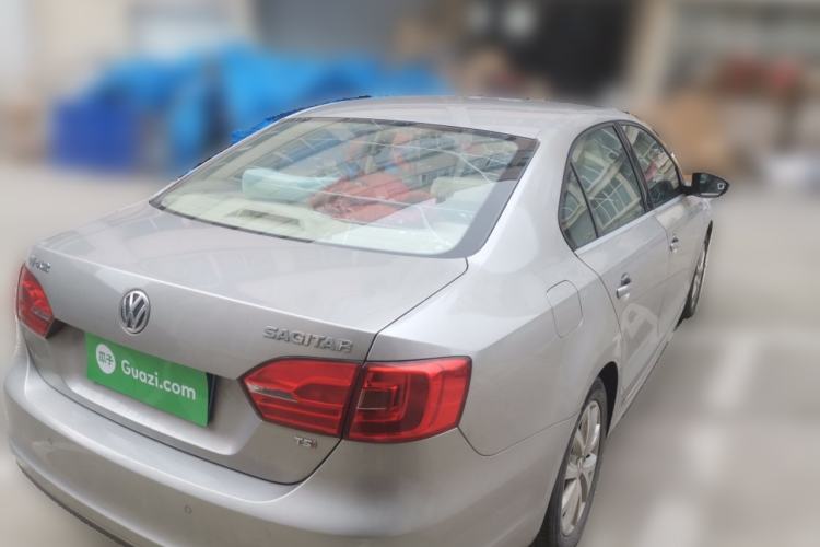 Used Volkswagen Sagitar 2012 1.4TSI Automatic Luxury Edition
