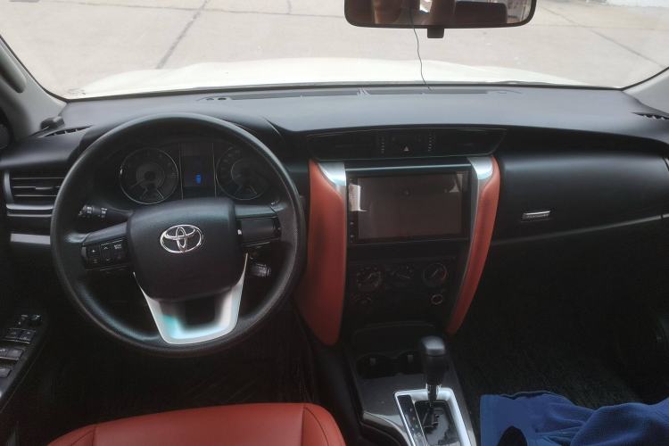 Used Toyota Fortuner 2016 2.7L Middle East Version