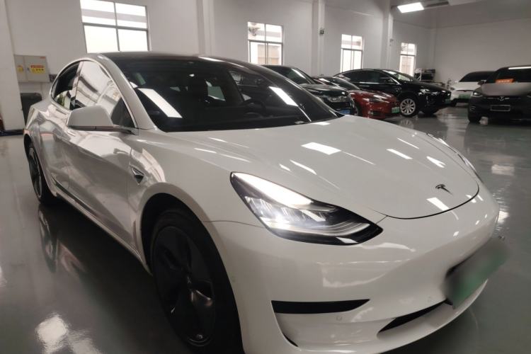 Used Tesla Model 3 2019 Standard Range Rear-Drive Upgraded Version Front Right 45 Deg