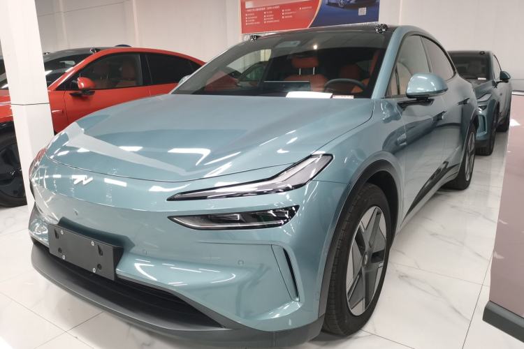 Used ONVO L60 2024 60 kWh Rear-Drive Version