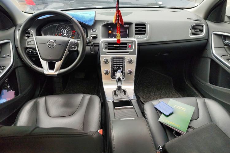 Used Volvo S60 2018 S60L T3 Smart Progress Edition
