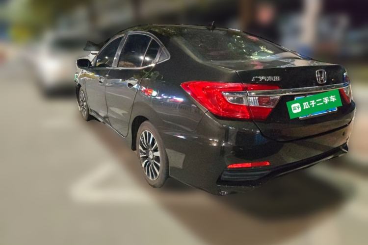 Used Honda Crider 2015 1.8L automatic luxury edition