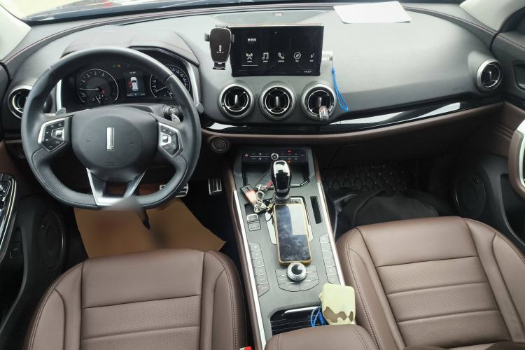Used Wey VV5 2017 2.0T Ultra-Luxury Version
