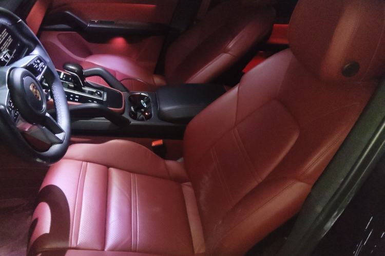Used Porsche Cayenne 2023 Cayenne 3.0T Left Front Seat