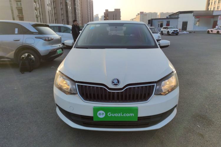 Used Skoda Fabia 2016 1.4L Automatic Car Enjoy Edition
