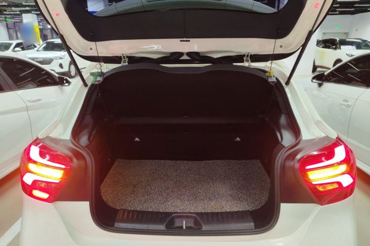 Used Mercedes-Benz A-Class (Import) 2017 Revised A 200 Dynamic Edition