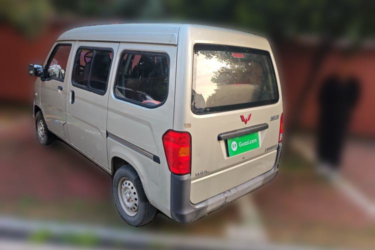 Used Wuling Zhiguang 2013 1.0L Practical Version
