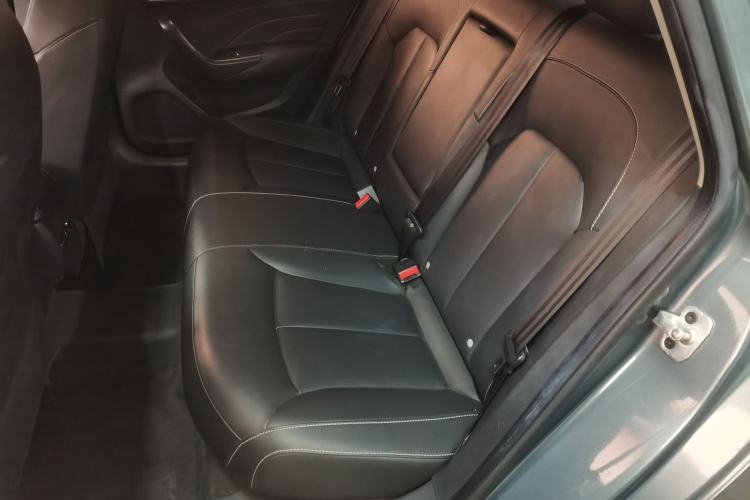 Used Roewe i6 2018 20T Automatic Internet Smart Edition Left Rear Seat