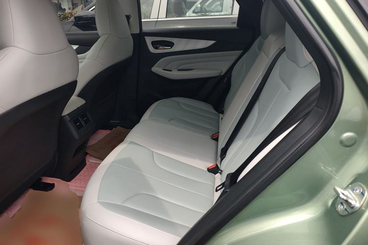 Used Venucia V DD-i 2023 110 km iE Version Left Rear Seat