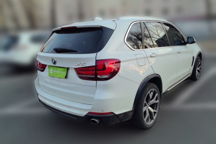 Used BMW X5  Rear Right 45 Deg