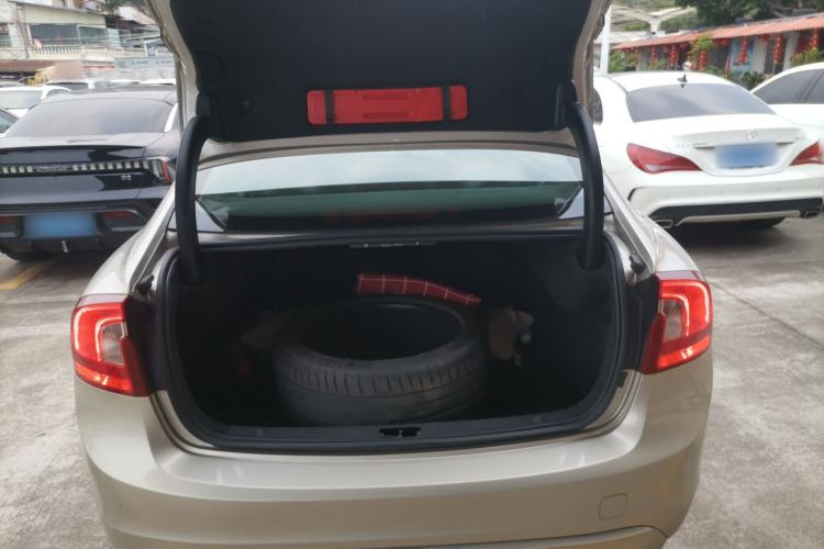 Used Volvo S60 2019 S60L Facelift T5 Intelligent Advanced Edition
