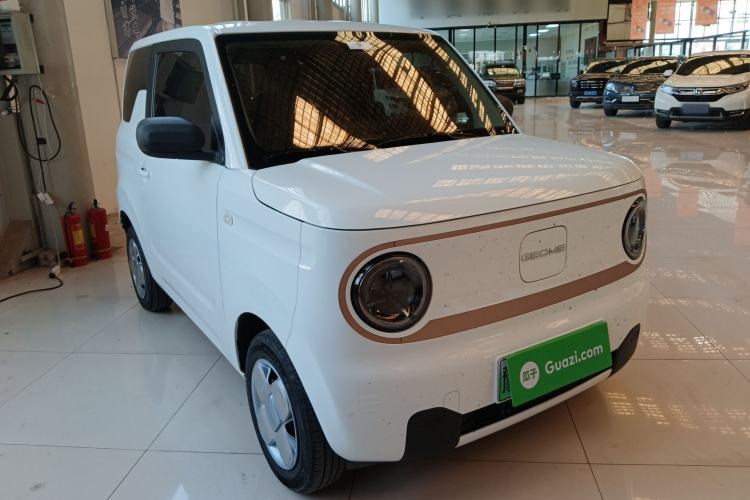 Used Geely Galaxy Panda 2024 Panda Mini 200km Endurance Bear Front Right 45 Deg